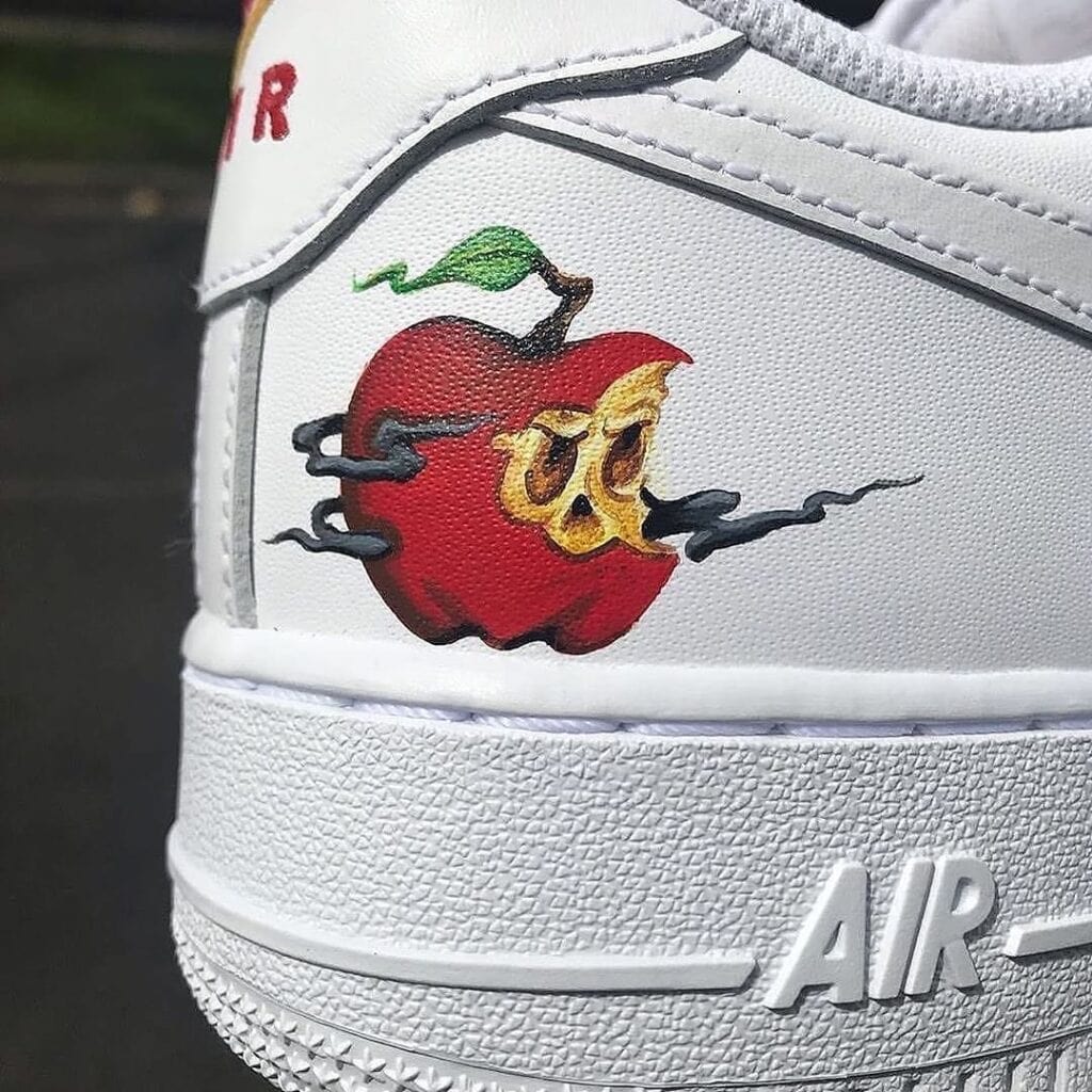 Apple Bite | CUSTOM AF1's